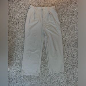 Vuori Elevation Trouser 
Size: Large 
Color: Ecru Heather